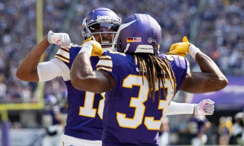 Aaron Jones active for Vikings against Lions despite hamstring injury