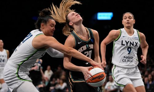 WNBA Finals: Lynx offense sputters in Game 2 defeat