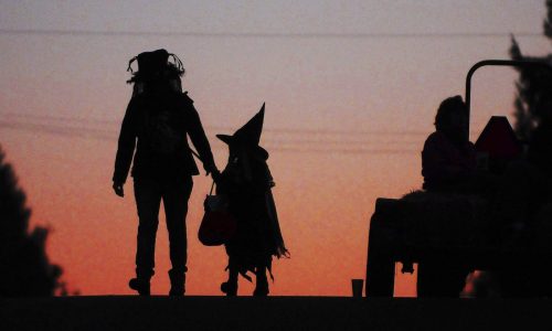 Haunted mazes, jack-o’-lantern festivals, fall arts: A roundup of Twin Cities Halloween events