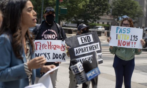 City Dragging Its Feet to Implement Vacant Apartment Reporting Bill, Lawmakers Say