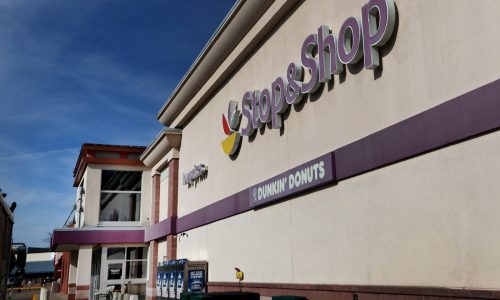 Massachusetts Stop & Shop grocery stores close in eight locations