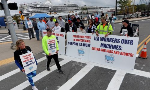 Editorial: Dockworkers’ strike unloads October Surprise for Harris