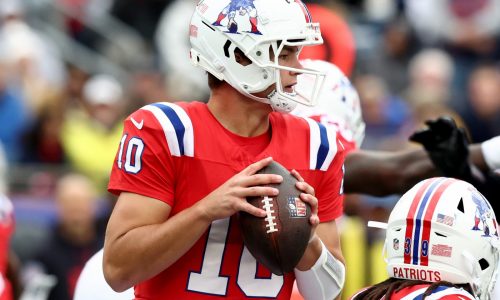 Drake Maye shows promise in first start, 41-21 loss to Texans