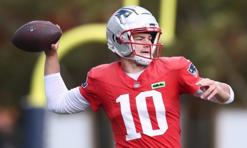 Drake Maye injury: Patriots QB addresses hurt knee before London game