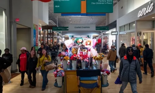 180 Million Shoppers Expected to Kick Off Christmas Buying Rush