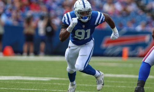 Patriots make a series of roster moves, signing outside linebacker from Colts