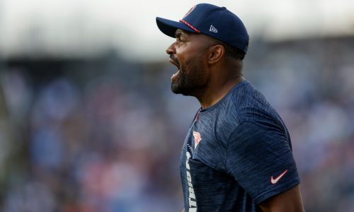 Patriots HC Jerod Mayo downplays NFL trade deadline as ‘a bunch of hype’