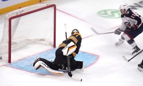 Bruins smoked by lowly Columbus, 5-1