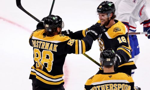 Bruins notebook: Pavel Zacha reunited with David Pastrnak