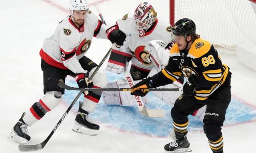 Bruins offense fizzles, lose in OT to Senators, 3-2