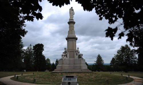 Today in History: November 19, Lincoln delivers Gettysburg Address