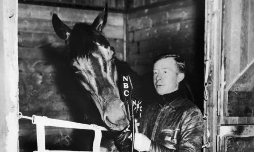 Today in History: November 1, Seabiscuit wins “Race of the Century”