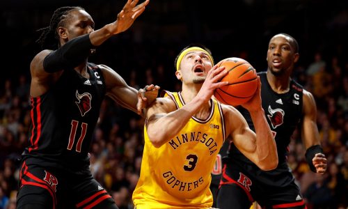 Dawson Garcia’s 30 points pace Gophers in 80-57 win over Oral Roberts in season opener