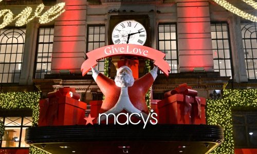 Macy’s says employee hid up to $154 million in expenses