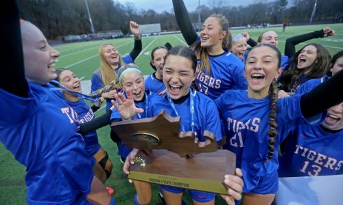 Led by Meaghan Brazeau, Douglas nips Hull for Div. 5 girls soccer title