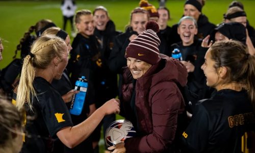 Gophers soccer back in Sweet Sixteen for first time since 2010