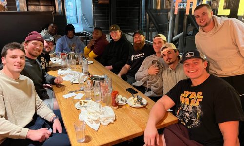 Gophers football: Players give thanks for dinners they share this season