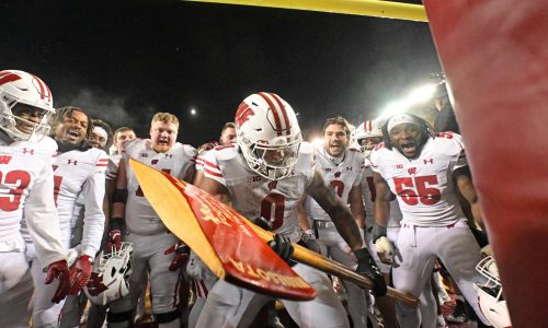 Gophers can twist the Axe in Badgers with rivalry win Friday