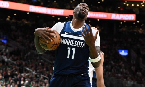 Timberwolves’ late rally falls one shot short in Boston