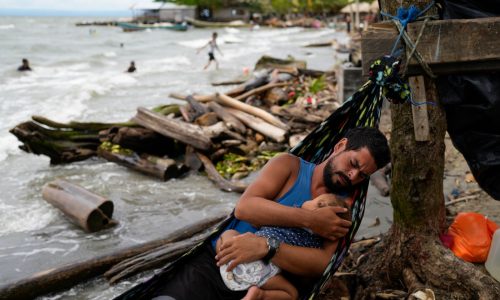 Tirana Hassan: What Venezuela’s turn away from democracy means for US migration