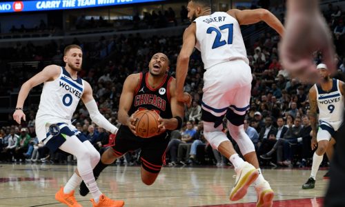 Timberwolves again lean on offense to beat Bulls in Chicago