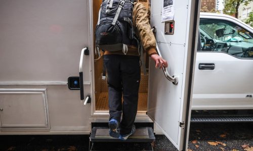 Influx of mobile methadone clinics brings treatment to the streets