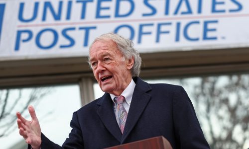 Markey, local lawmakers and union leaders call out USPS for poor service to Boston