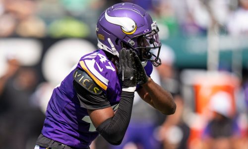 Vikings rookie cornerback Dwight McGlothern — aka Nudie — finally makes his NFL debut