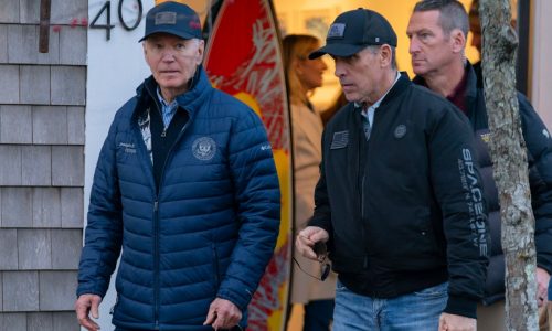 Bret Stephens: A disgraceful pardon