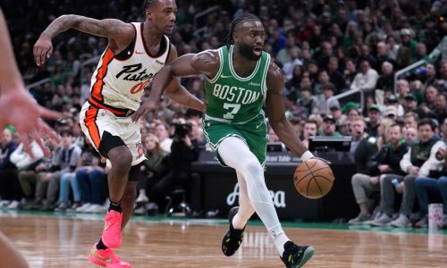 As Jayson Tatum sits, Celtics’ other stars shine in win over Pistons