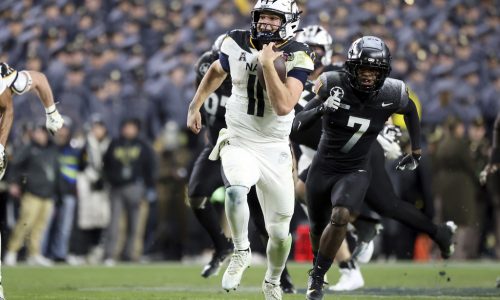 Blake Horvath shines as Navy dominates in a 31-13 victory over Bryson Daily and No. 19 Army