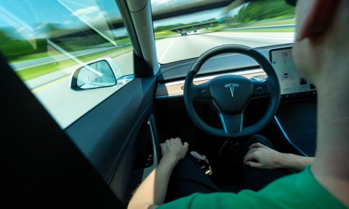 Federal regulators propose plan for evaluating self-driving vehicle tech
