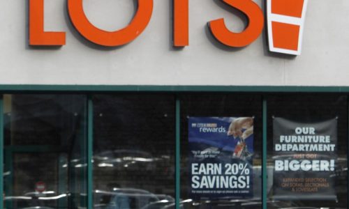 Big Lots conducts going-out-of-business sales after sale of company falls through