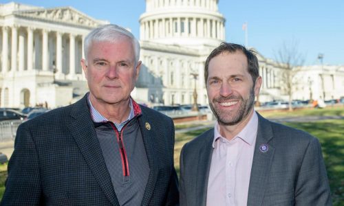 A caucus of military veterans seeks to bridge the political divide in a polarized Congress