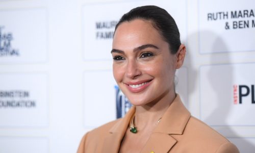 Gal Gadot’s dangerous blood clot reveals health risk for pregnant women