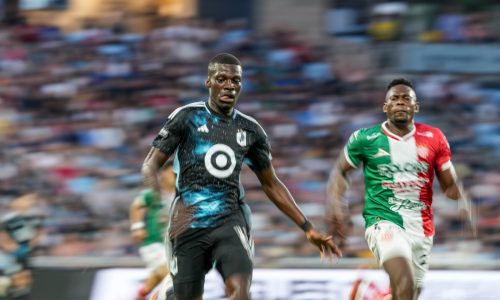 Loons reward Tani Oluwaseyi with new contract