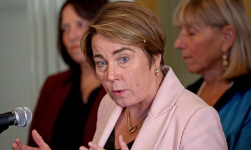Lucas: Gov keeps fumbling like a Patriot