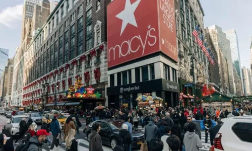 Macy’s Raises Store Closures to 65 Before Year-End