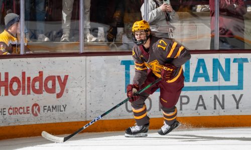 Men’s hockey: No. 1 Gophers and No. 2 Spartans skate to 3-3 tie