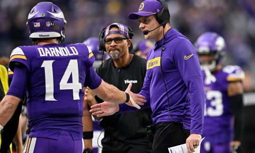 Vikings officially clinch playoff berth, set their sights on NFC North crown