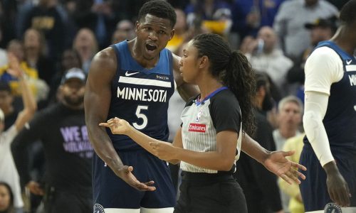Comments about officiating show Anthony Edwards’ frustration is mounting as Timberwolves’ offensive struggles continue