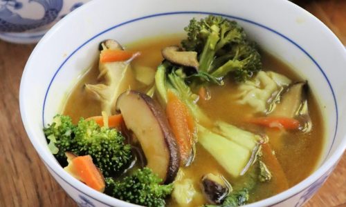 Recipe: How to make a nourishing (and filling) soup dinner for two on a $15 budget