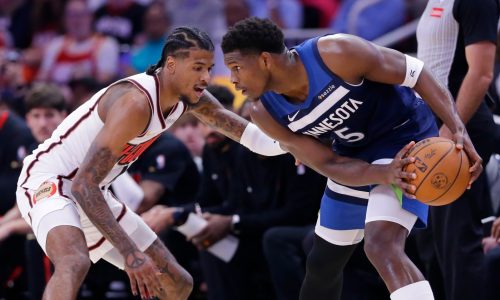 Timberwolves erase 15-point deficit in final five minutes to steal victory in Houston on Anthony Edwards’ late 3