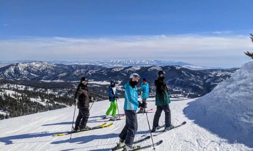 7 family-friendly ski resorts in the US that won’t break the bank