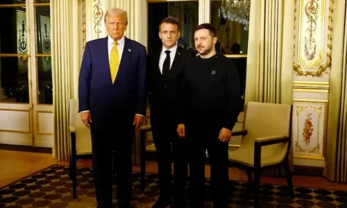 Trump Meets With France’s Macron, Ukraine’s Zelenskyy in Paris