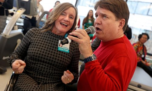 A gift of music: Boston Pops brings holiday cheer to patients at Spaulding Rehab