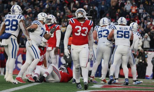 Patriots feel defense isn’t playing up to full potential in 25-24 loss to Colts