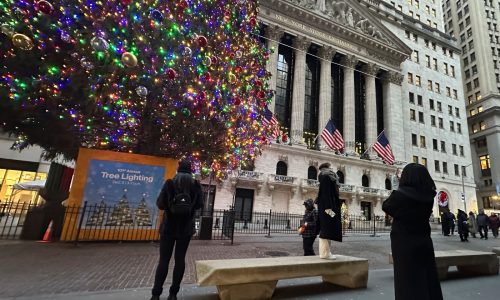 Ticker: Wall Street slips as the ‘Magnificent 7’ weighs down the market