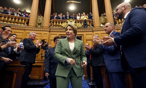 Beacon Hill Democrats mulling over Healey’s shelter reforms that could block out migrants