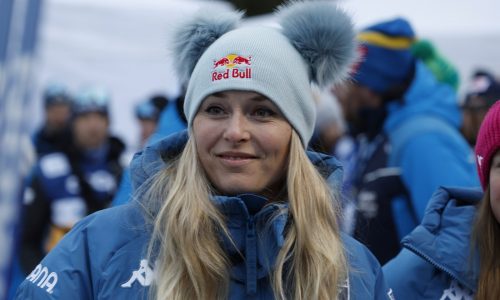 Lindsey Vonn clocks 10th-fastest practice time in return to competition